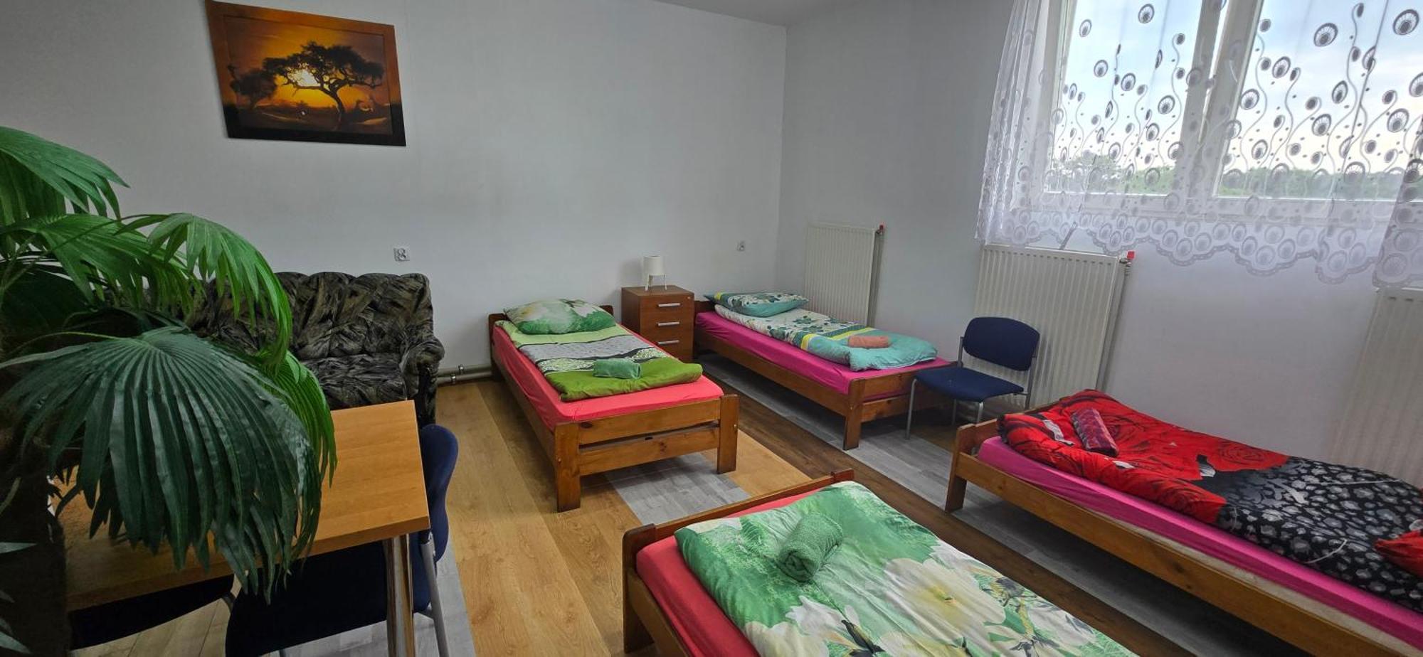 Hotel Dworek Breslavia Esterno foto