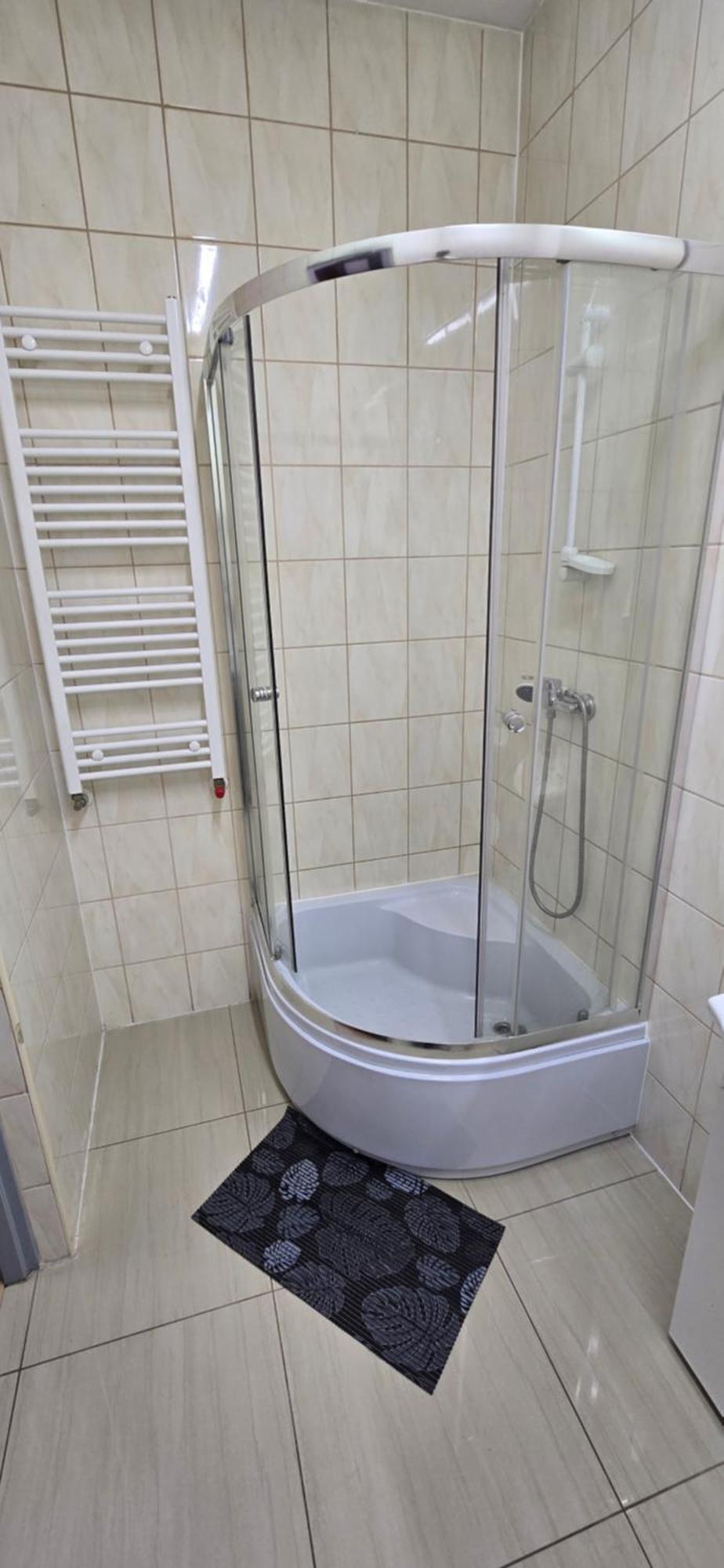 Hotel Dworek Breslavia Esterno foto