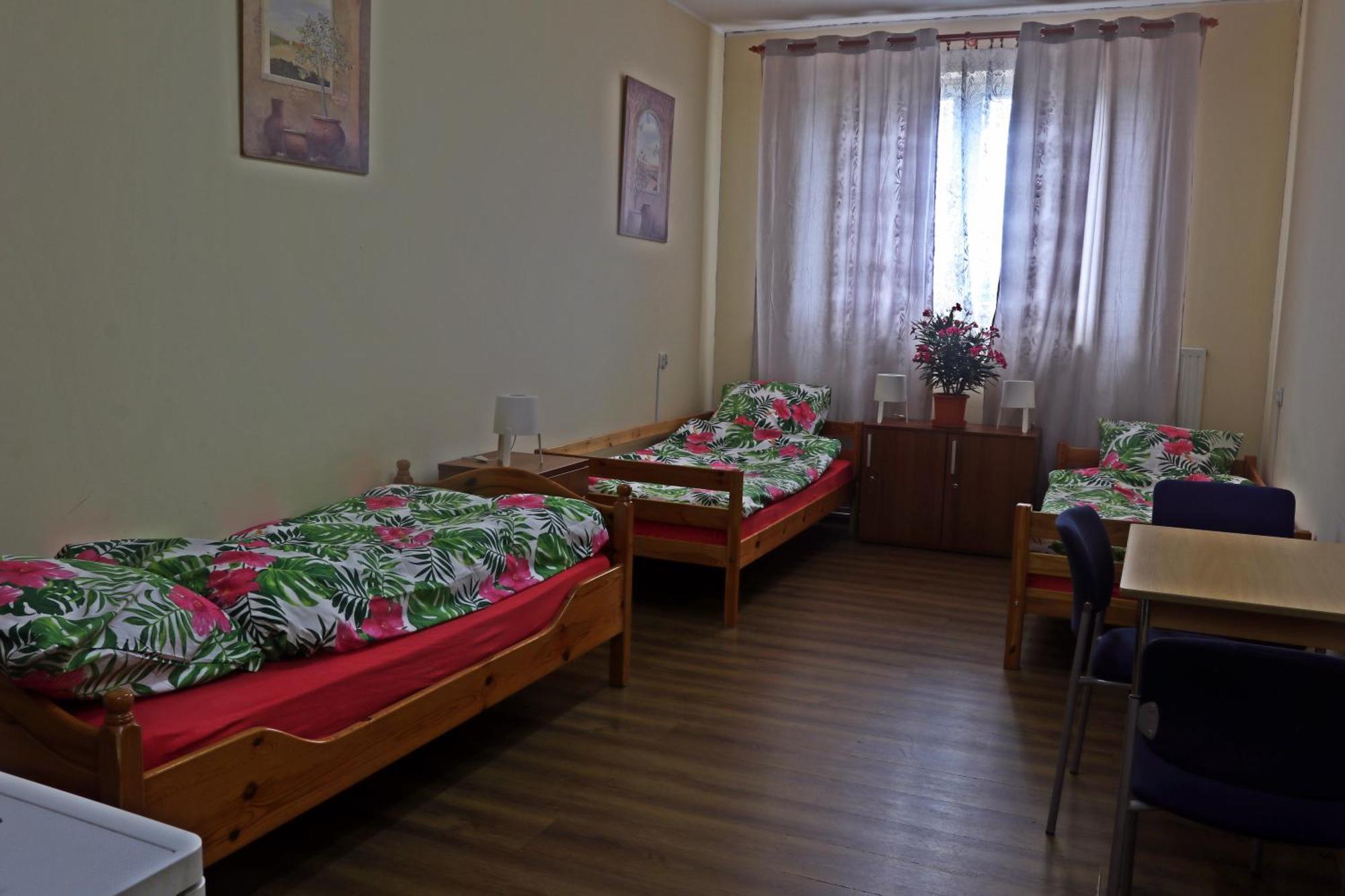 Hotel Dworek Breslavia Esterno foto